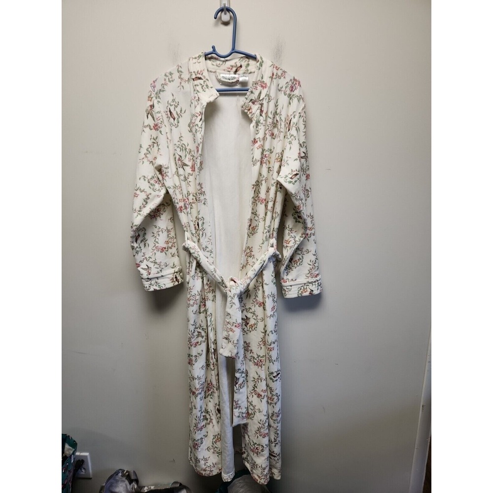 National Wildlife Hummingbird Floral Velour Robe Cream Pink Green Small